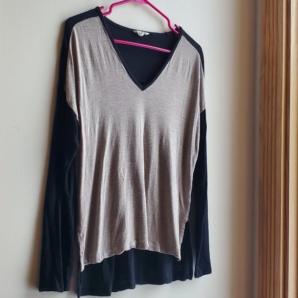 Madewell Tan & Black V-Neck Jersey Size Medium - Picture 2 of 10